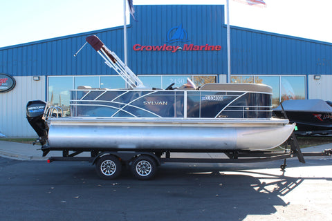 2025 Sylvan 8520 Cruise